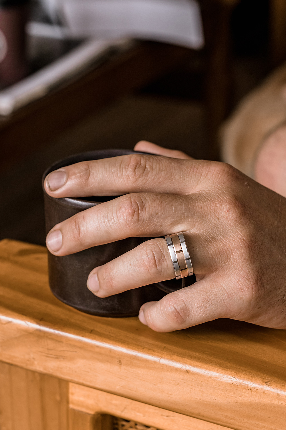 The Best Men's Wedding Ring Metals Compared: Gold, Platinum, Tungsten, Titanium & More | Men's Rings Online