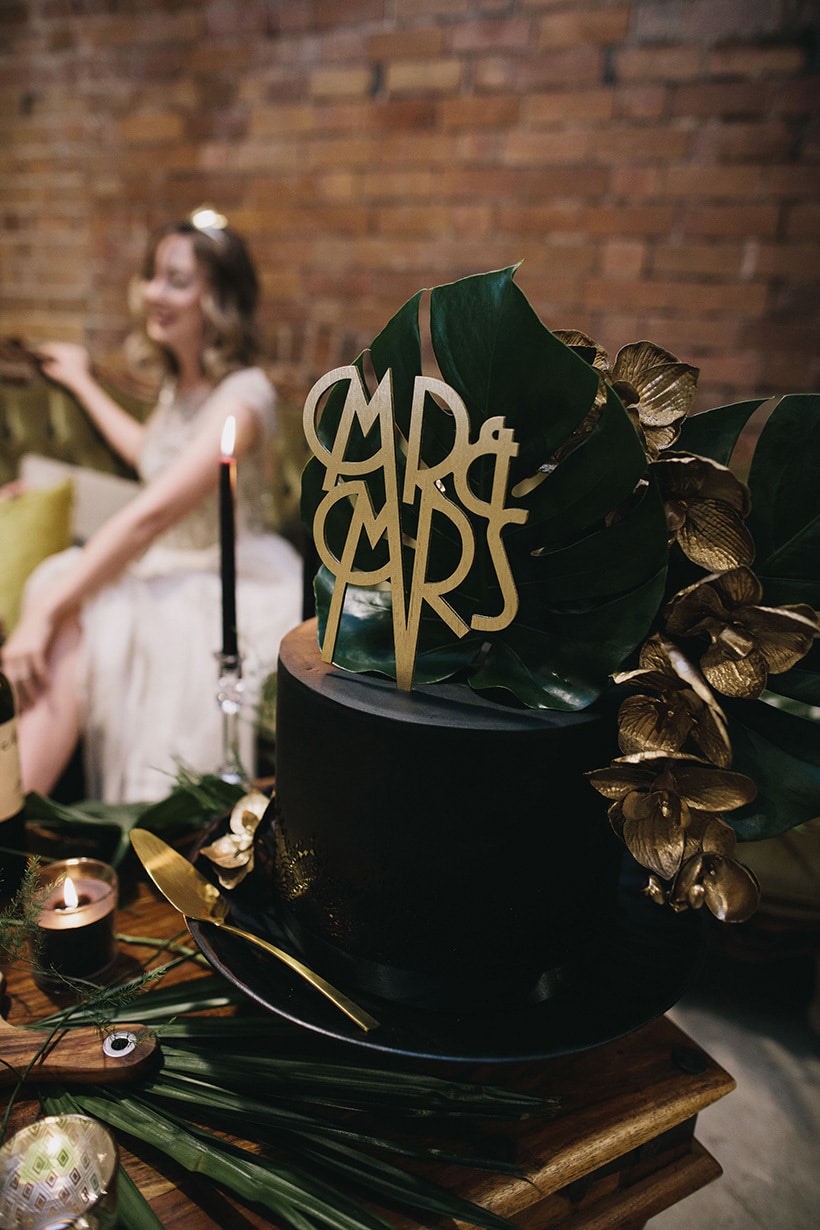 Emerald Art Deco Wedding Inspiration | Ode Studios