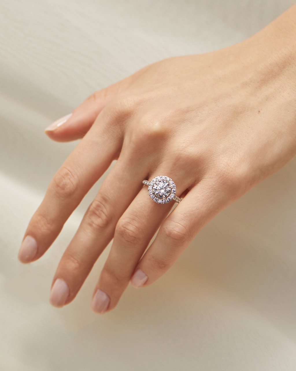 Engagement Ring Shopping Secrets from the Experts with Great Heights