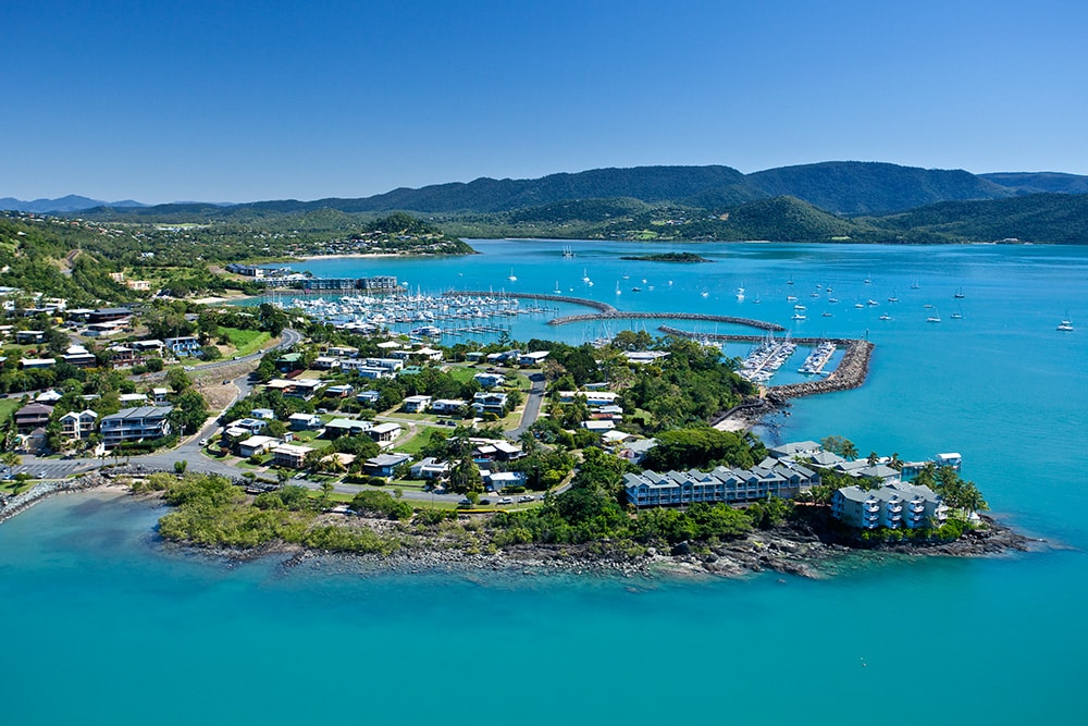 Honeymoon in The Whitsundays | Airlie Beach Accommodation, Restaurants & Experiences