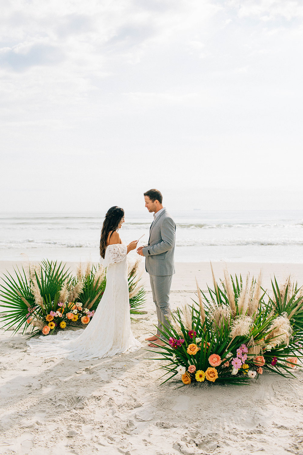 How to Write Your Own Wedding Vows | Photography: Halle Morgan via Engaged Life
