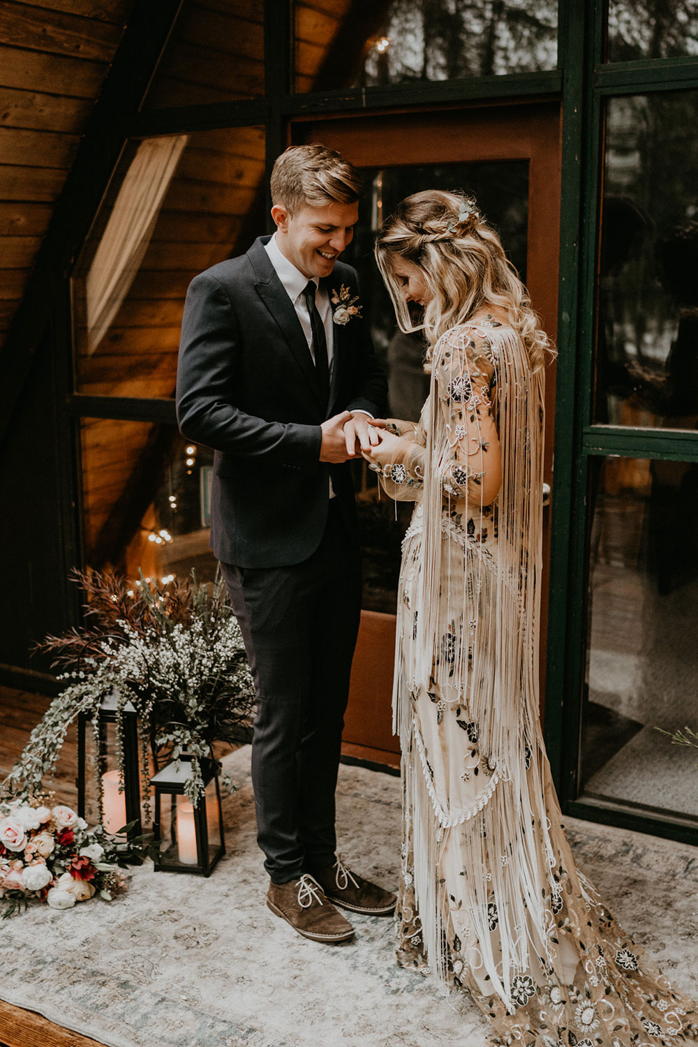 How to Write Your Own Wedding Vows | Photography: Henry Tieu Photography