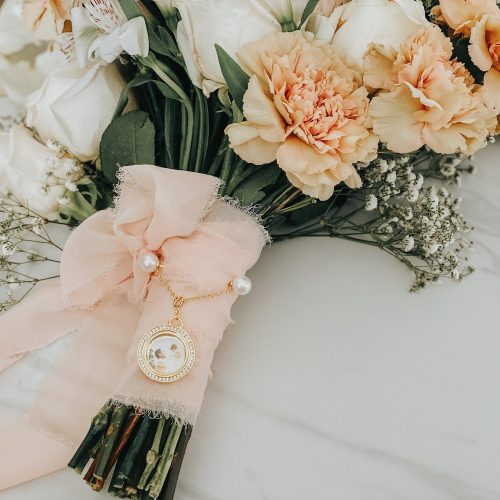 Gold Magnetic Photo Locket with Swarovski Crystal Halo for Wedding Bouquet