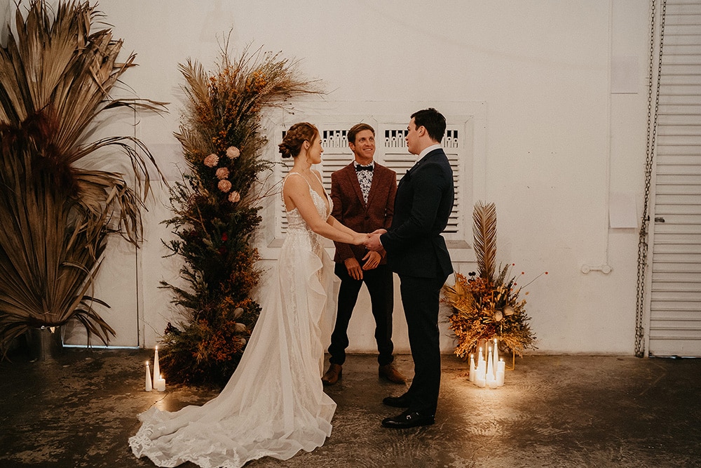 Intimate Modern Wedding Inspiration in Rust, Stone & Black | Photography: Doe and Deer Photography