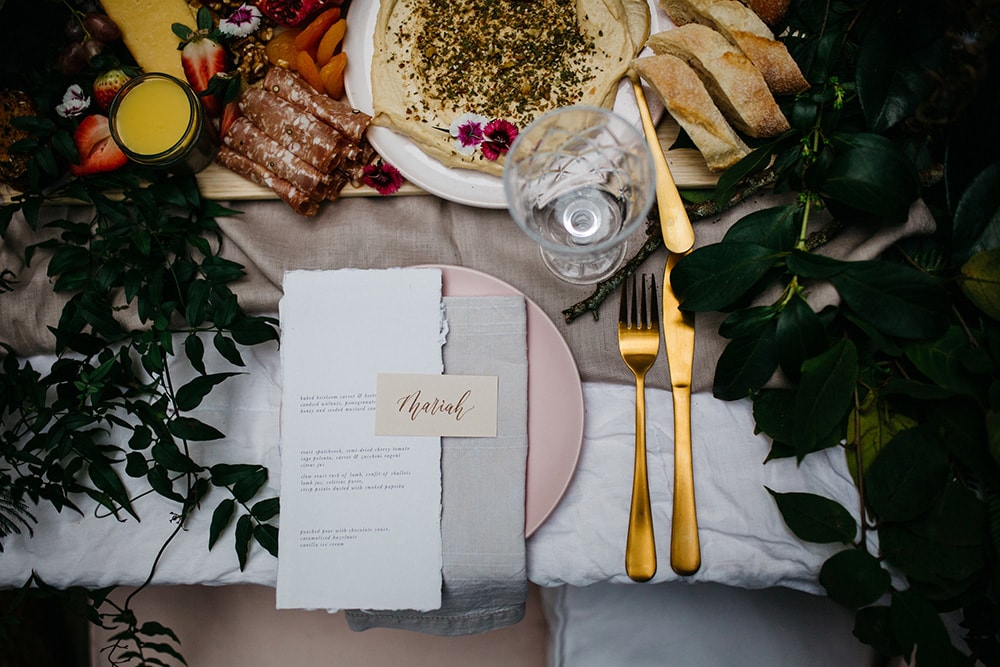 Intimate Woodland Elopement Inspiration | Photography: Madison Mortimer