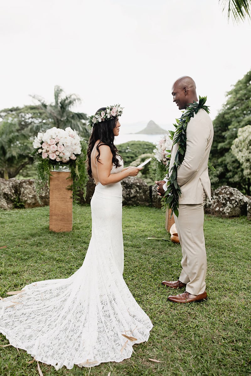 Modern Alternatives to Traditional Wedding Vows | Photography: Jayleigh Flood