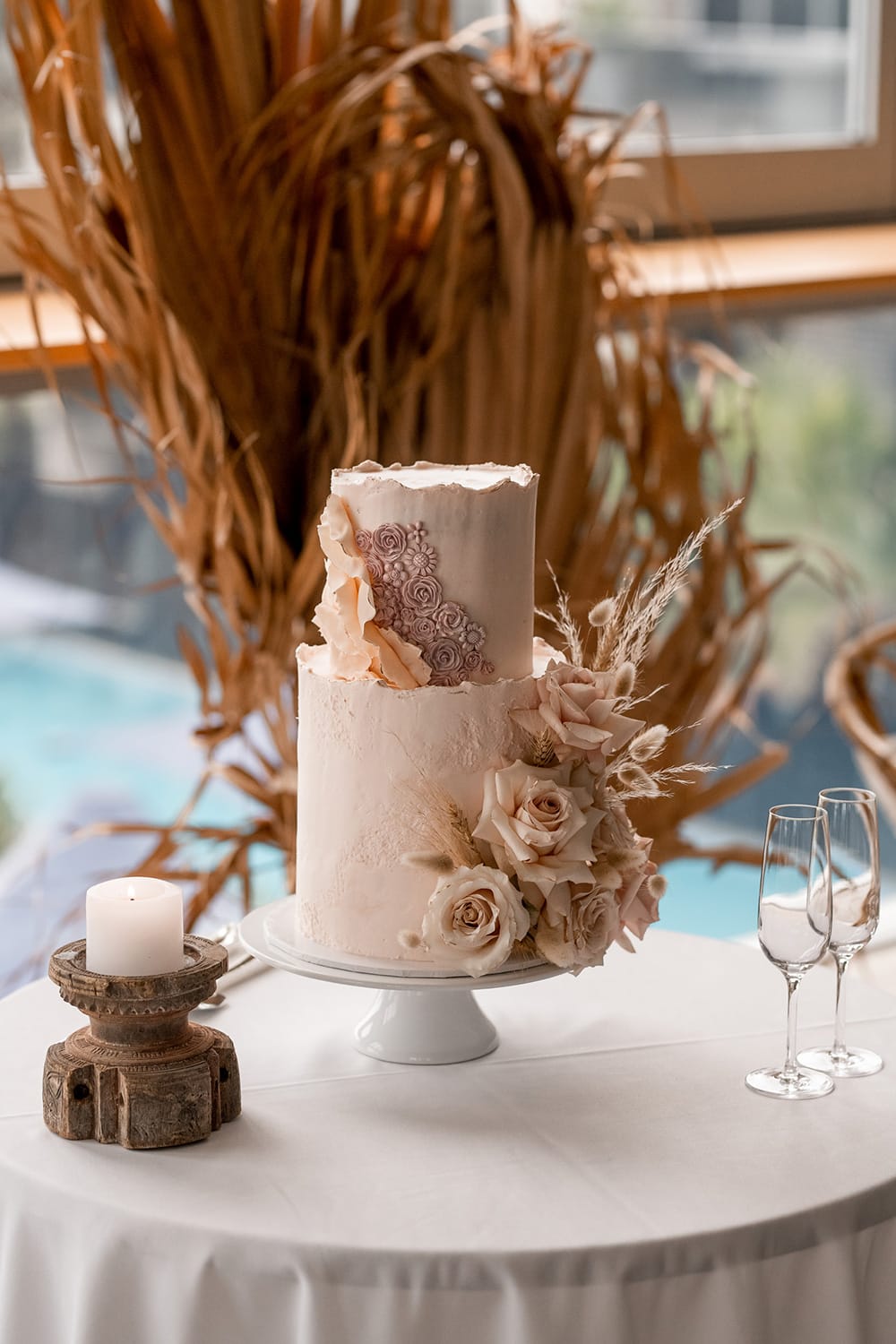 Natural Boho Beach Wedding Inspiration | Photography: Michael Boyle Photography