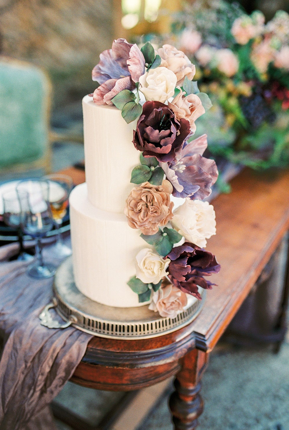 Romantic European Inspired Wedding Ideas | Photography: Casey Jane Photography